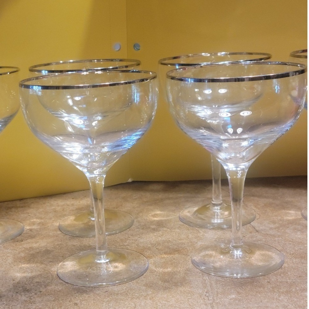 Set of 2 Lenox Ariel Champagne Coupe Glasses Crystal Vintage Style Barware - Picture 3 of 8